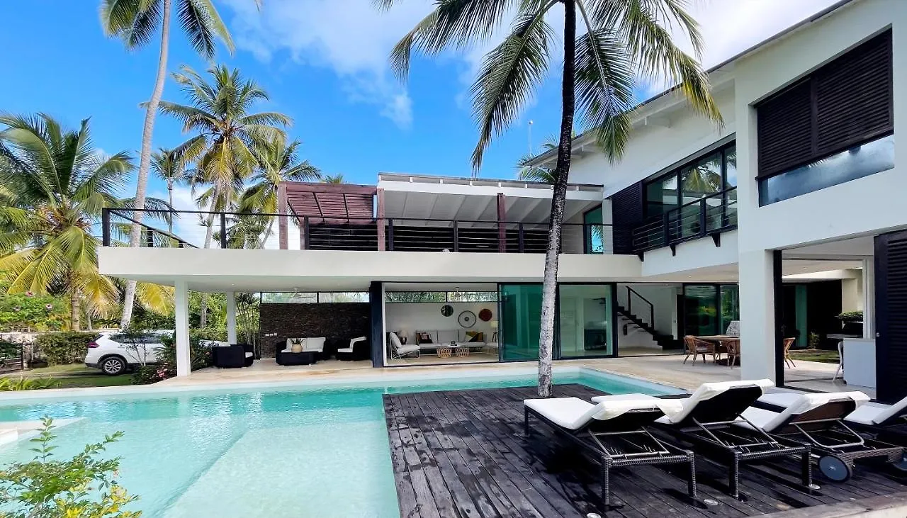 Villa Isha - Modernist Hideaway At Cap Bonita ラス・テレナス 0*,